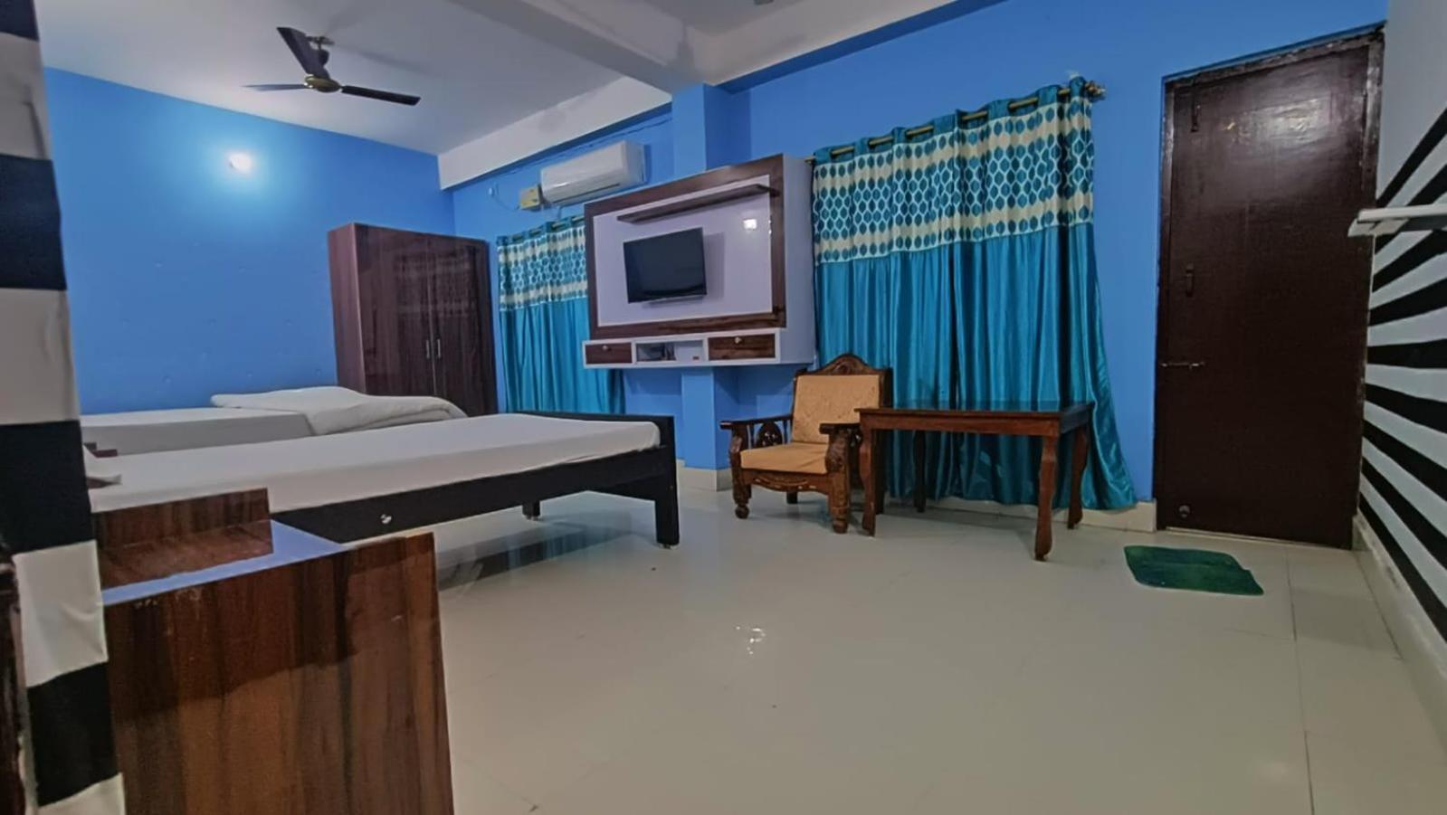 Hotel Nalanda Guest House Buitenkant foto