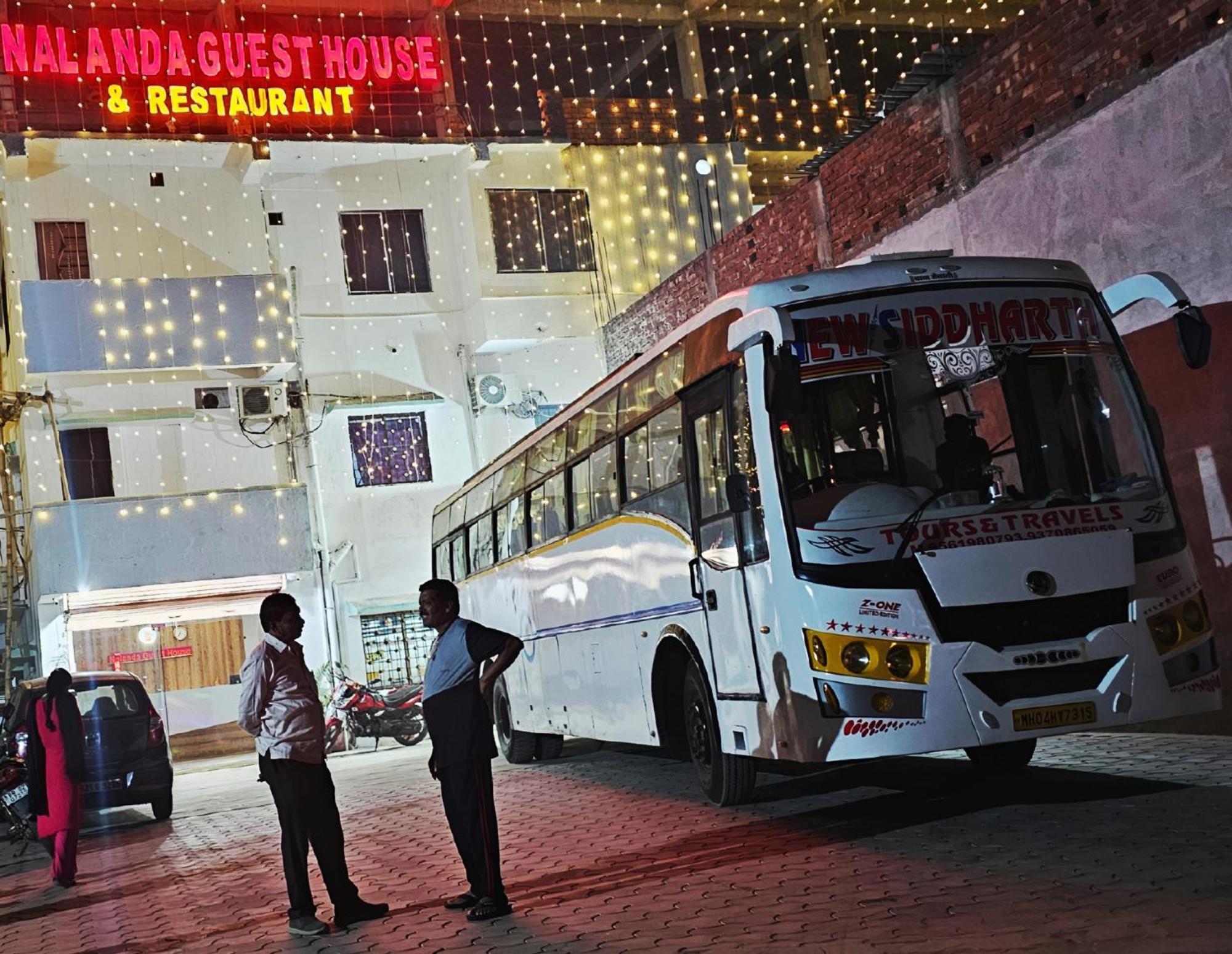 Hotel Nalanda Guest House Buitenkant foto